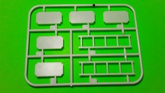 Weekend Wrenchin #1 PARTS ONLY Shelf Tools Creeper 1/25 Diorama Junkyard Model