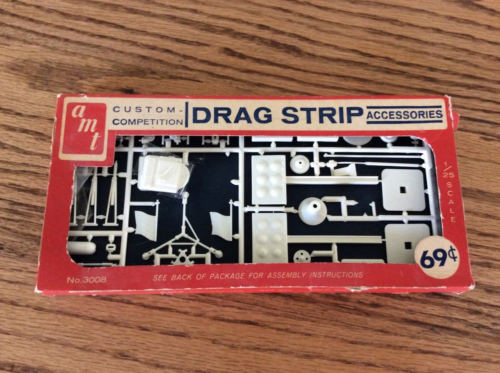 1960s AMT Drag Strip Accessories With Box No Cellophane #3008 1/25 Scale