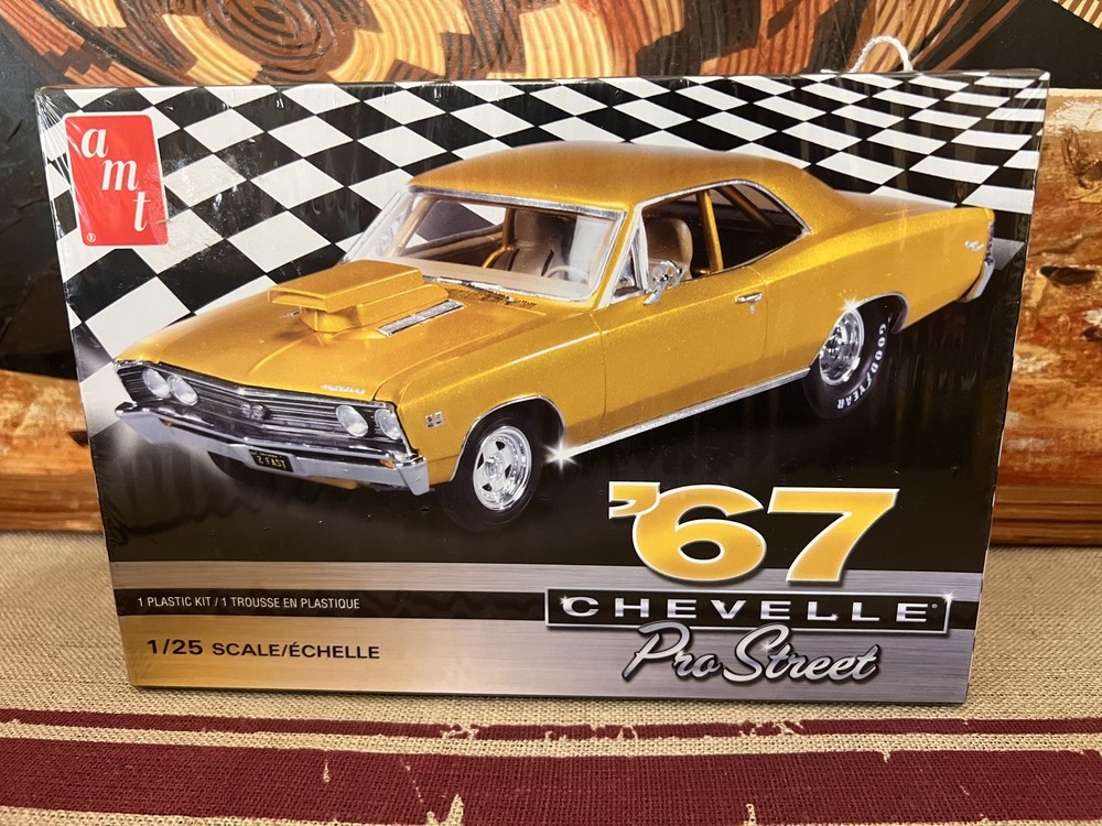 AMT 2020 ’67 Chevelle Pro Street 1:25 Model Kit ~ AMT876M/12 ~ NEW/SEALED!!