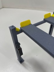 4 Post Lift for Display or Diorama in 1/24th, 1/25th Scale for model car display