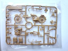 Tamiya 1:35 German Military Motorcycle DKW NZ350 & 2 Figures (No Decals)