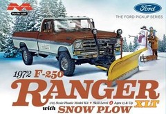 Moebius 1/25 Ford F-250 Ranger XLT Pickup Truck w/Snow Plow 1972 2568