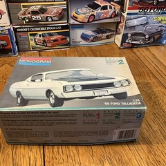 Monogram 2912 ’69 Ford Talladega 1/24 model kit DAMAGED