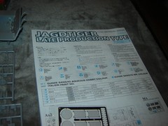 Dragon 9036 Model kit Jagdtiger Box Open 1996 Kit Mint in box 1/35 scale