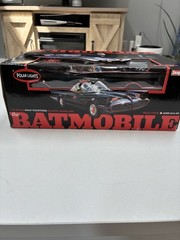 1/25 SCALE POLAR LIGHTS 1966 BATMOBILE BLACK SNAP MODEL KIT #POL824-SEALED