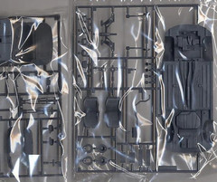 Fujimi 1/24 ISD-14, Initial D, HONDA CIVIC Type R Latest EK9 Plastic Model Kit