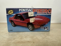 Vintage 1983 MPC PONTIAC FIERO 1/25 Scale Model Car Kit #1-0883 – NEW SEALED