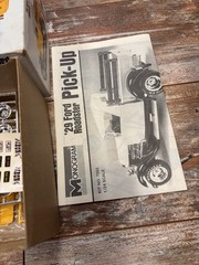 1974 Monogram USA 1/24 Model 1929 Ford Roadster Pick-Up Truck New Open Box
