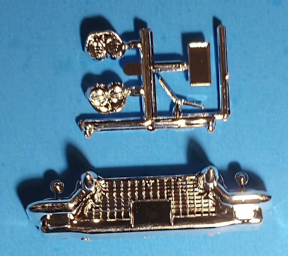 57 CADILLAC ELDO BROUGHAM – BUMPER GRILL – ATLANTIS – MODEL CAR KIT PARTS LOT