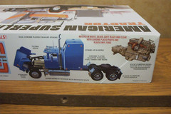 AMT AMERICAN SUPERLINER TRACTOR 1/24 SCALE MODEL KIT