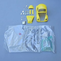 AMT 1/25 1971 VOLKSWAGEN SUPERBUG GASSER BUG COCA-COLA BODY AND RELATED PARTS