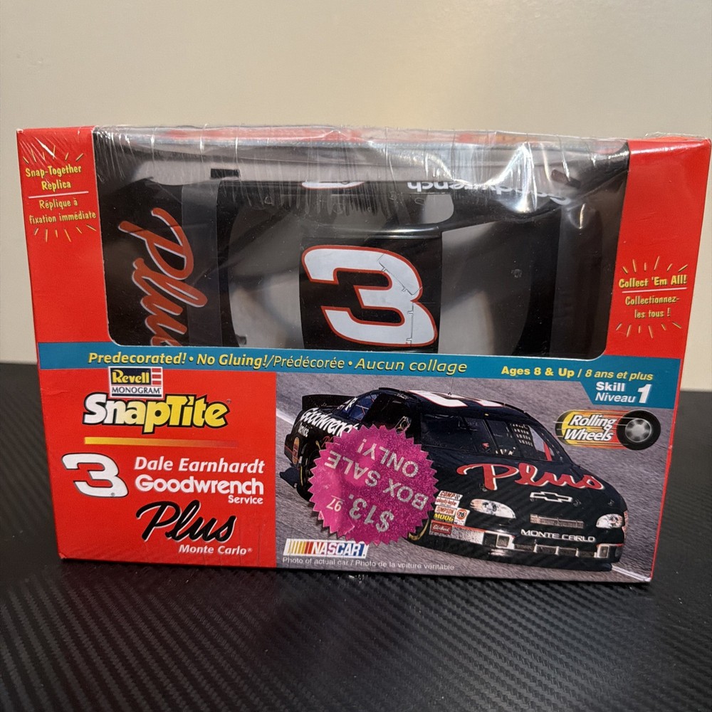 Revell Monogram SnapTite Dale Earnhardt #3 Goodwrench Monte Carlo