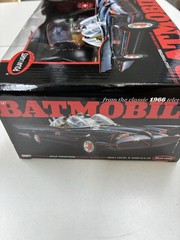 1/25 SCALE POLAR LIGHTS 1966 BATMOBILE BLACK SNAP MODEL KIT #POL824-SEALED