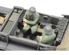 Tamiya 1/35 German 1T Half-Track Sd.Kfz 10 Plastic Model Kit TAM37016