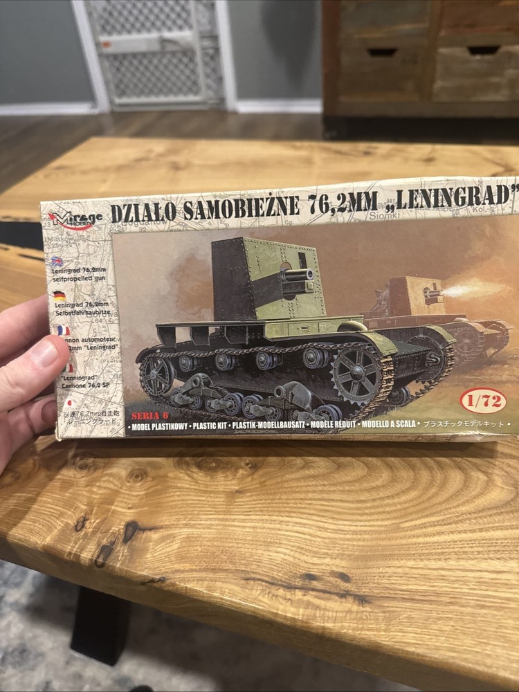 MIRAGE 726027 1:72 76,2mm ‘LENINGRAD’ Self-Propelled Gun