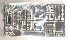 Tamiya 1/48 M4A3E8 Sherman Easy Eight WWII U.S. Tank Model Kit