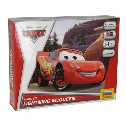 ZVEZDA 2012 1/43 Disney Pixar Cars Lightning McQueen Snap-Fit Model Kit