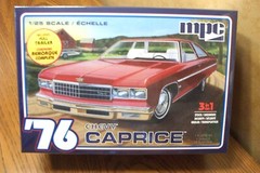 MPC ’76 CHEVY CAPRICE with FULL TRAILER 1/25 SCALE MODEL KIT