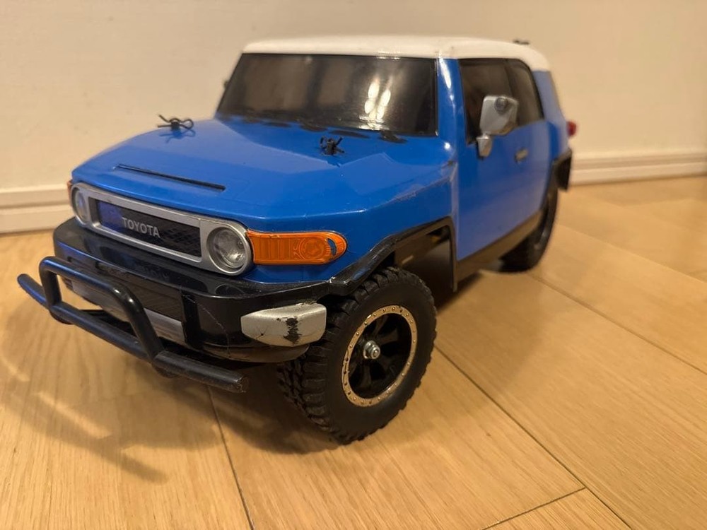 Tamiya Toyota FJ Cruiser CC-01 1/10 RC Car Model Kit Used