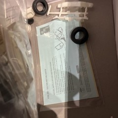 AMT 1966 Ford Mustang Hardtop 1/25 Scale Model Kit Sealed AMT 704 /12 USA 2012