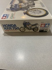 Tamiya Honda NXR750 1:12 Motorcycle Model Kit Paris-Dakar Winner 14054