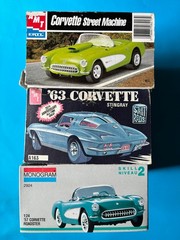 LOT OF 3 1957 CHEVY CORVETTE MODEL KITS 2 AMT ERTL 1/25 SCALE 1 MONOGRAM 63 TOO!
