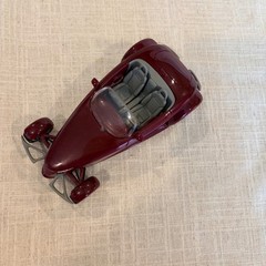 AMT Ertl Plymouth Prowler Snapfast Plus 1:25 Scale Model Kit 31802 Maroon Red