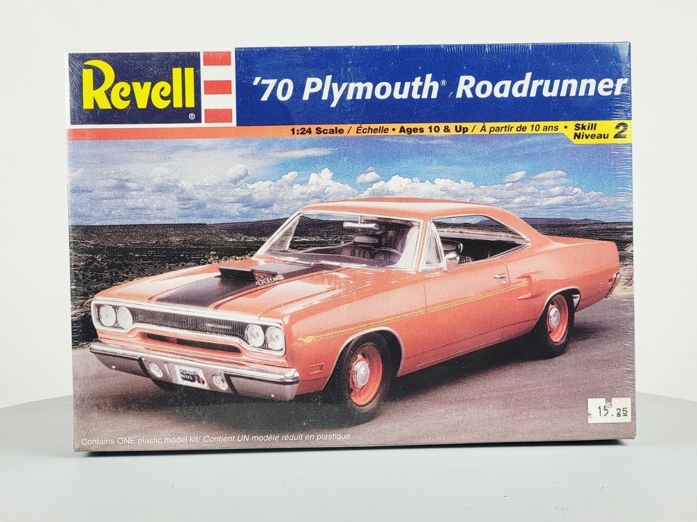 2004 SEALED Revell Kit: ’70 Plymouth Roadrunner 1/24 #85-2980