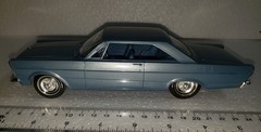 Vintage 1965 FORD GALAXIE 500 XL 2 door hardtop 1/25 dealer promo car blue ’65