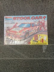 1990 (Sealed) Monogram  #57 Heinz Pontiac Grand Prix Stock Car 1:24 Kit # 2914 