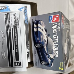 AMT 1:25 DODGE VIPER GTS COUPE MODEL KIT PARTS LOT