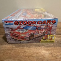 Monogram Original Heinz Pontiac Grand Prix Stock Car 1/24 #2914 – Sealed In Box