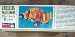 NOS Complete Unbuilt 1967 Bulldog Mack Mod Custom Suds Hauler/Beer Truck Model