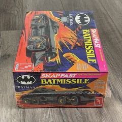 AMT 952 Batman Returns Bat-Missile Plastic Model Car Kit 1/25 Scale Sealed NIB