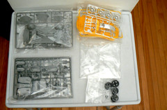 New REVELL MERCEDES AMG GT Set 1:24 Plastic Model Kit Level 3 Open Box 93 Parts