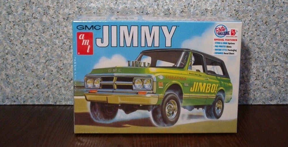 GMC Jimmy 4X4 Stock or Drag Version 1:25 scale AMT Retro Deluxe Kit Hobby Time