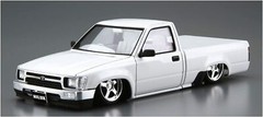 Aoshima Japan No.41 Toyota Hilux Custom RN80 1/24 model kit Unpainted
