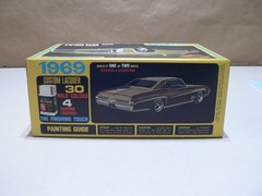 Vintage AMT 1969 Buick Wildcat 1/25 Model Kit Y916-200 New Open Box Parts