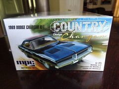 1969 DODGE CHARGER R/T MPC ROUND 2 MODELS 2021 SEALED 1/25