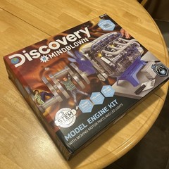 Discovery Mindblown Model Engine Building Kit 4 Cylinder Combustion Open Box NEW