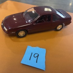 AMT Ertl 1/24 1989 Chevrolet Beretta GT Coupe Dealer Promo Model 6059 (Garnet)