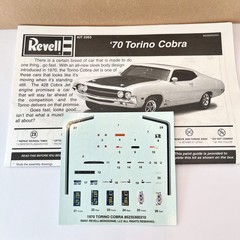 Revell 1:25 1970 Ford Torino Cobra Model Car Kit #85-2353 -OPEN BOX