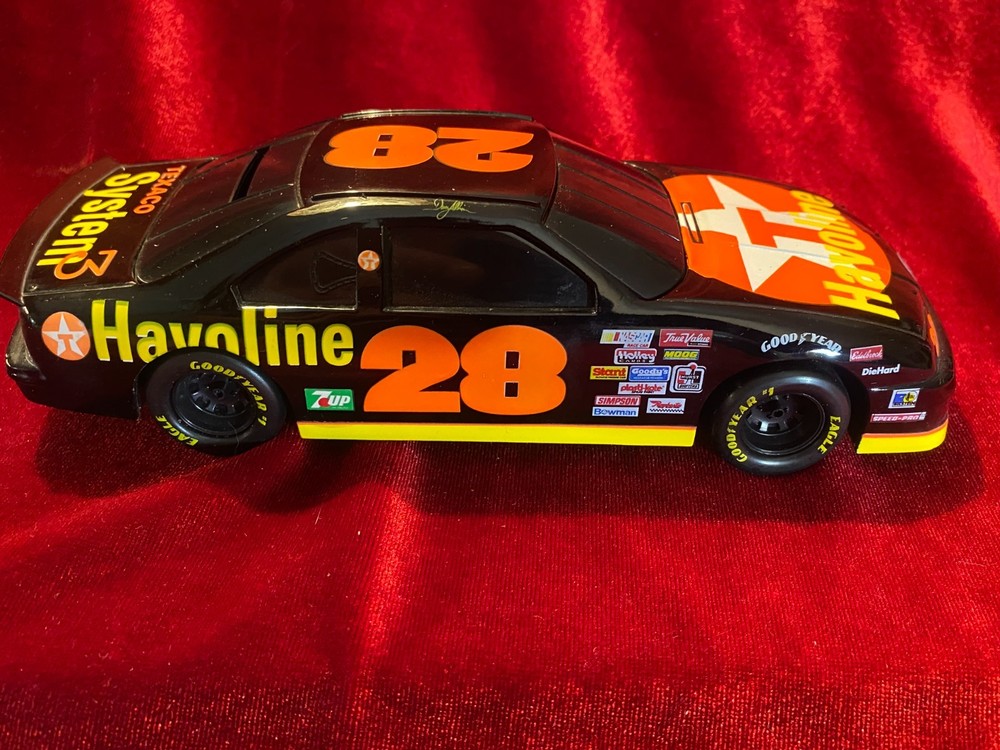 # 28- MACTOOL / TEXACO 1:24 Diecast Bank Coin NASCAR Lot 360