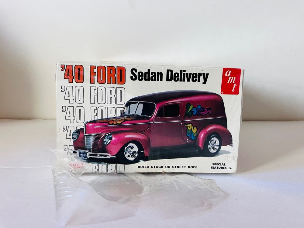Sealed Vintage AMT ‘40 Ford Sedan Delivery Stock Or Street Rod 1:25 Scale #T253