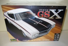 Revell 1:24 1970 Buick GSX #85-4522 NIB