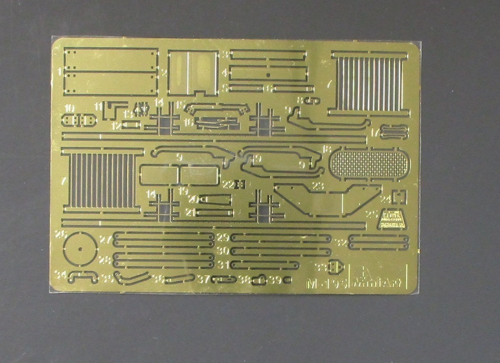 Miniart 1/35th Scale US Tow Truck G506 – PE Parts from Kit No. 38061