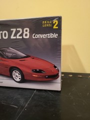 AMT ERTL 1996 Chevrolet Camaro Z28 Convertible 1:25 Scale Model Kit Red