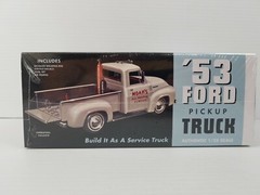 AMT 1953 Ford Pickup Truck 3 in 1 Trophy Series 1/25 Model Kit AMT882