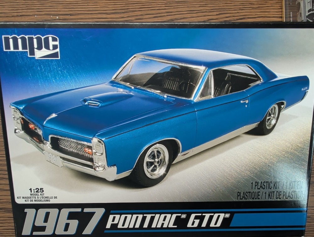 MPC 1967 Pontiac GTO 1:25 Scale Plastic Model Kit #MPC710L/12 FACTORY SEALED