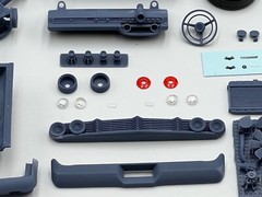 1:25 1964 Ford Country Station Wagon Sedan ’64 Complete Model Kit with Engine